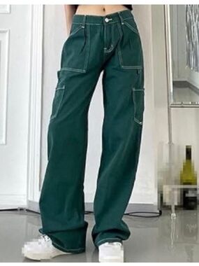 Wide Leg Cargo Pants in Forest Green
